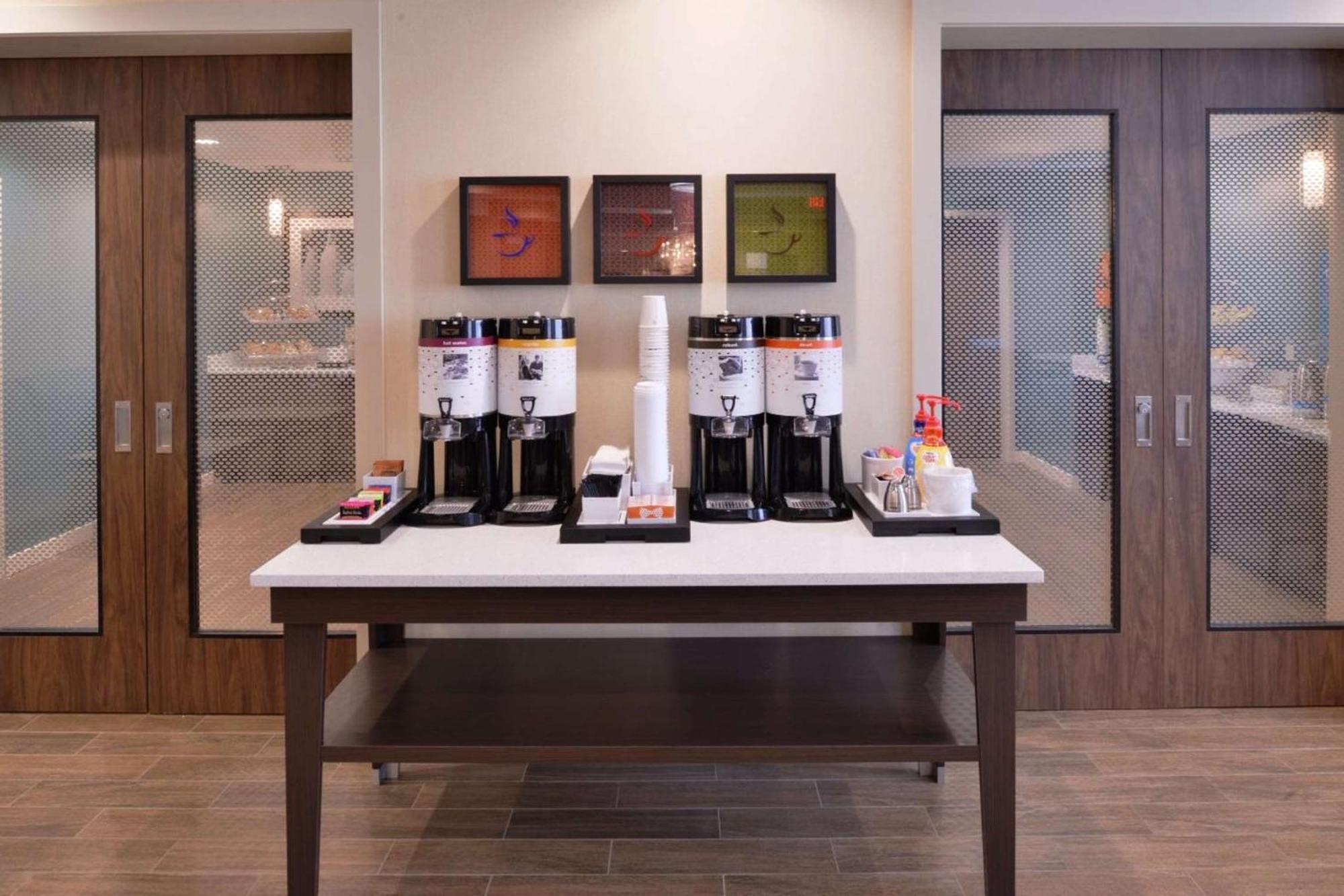 Hampton Inn Левънуърт Екстериор снимка