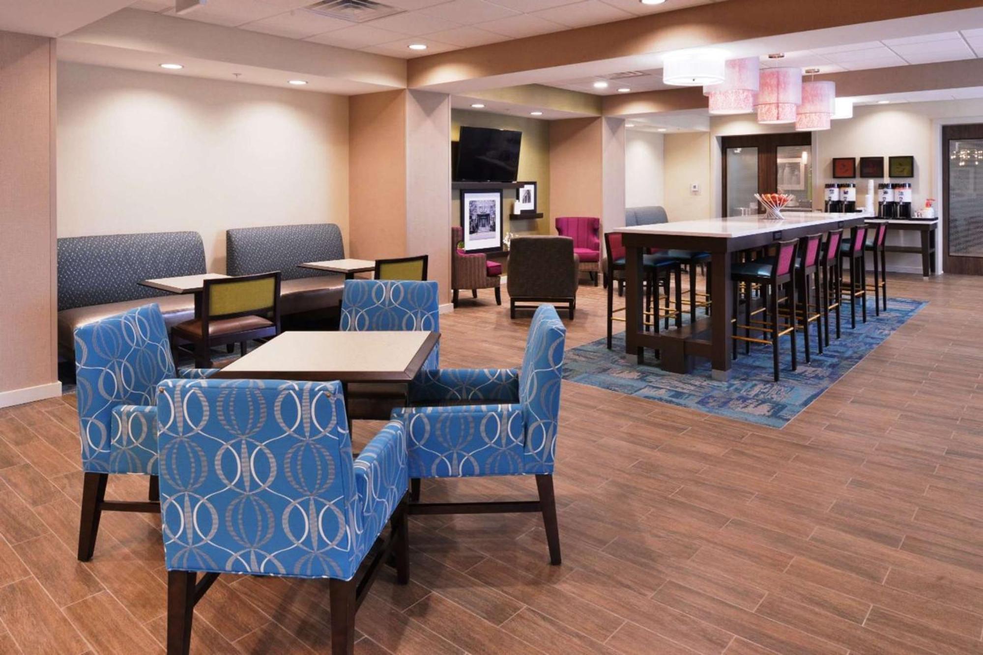 Hampton Inn Левънуърт Екстериор снимка
